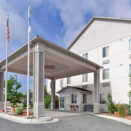 Comfort Inn & Suites Riverton Bagian luar foto