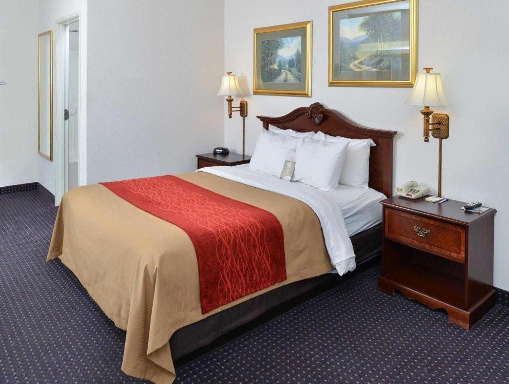 Comfort Inn & Suites Riverton Bagian luar foto