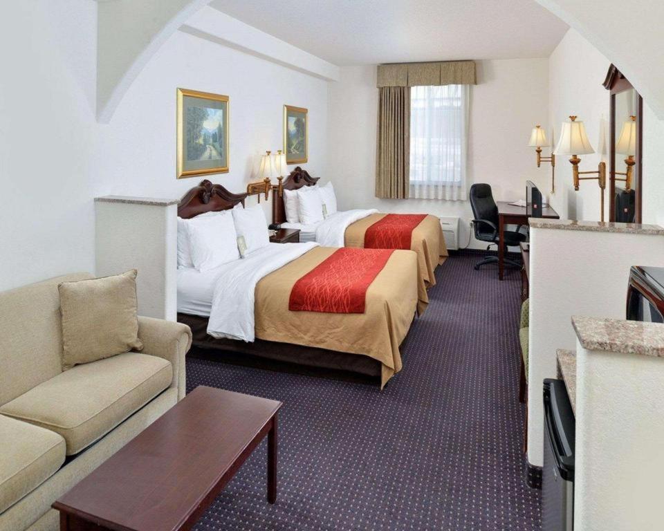 Comfort Inn & Suites Riverton Bagian luar foto